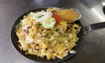 Hut macaroni
